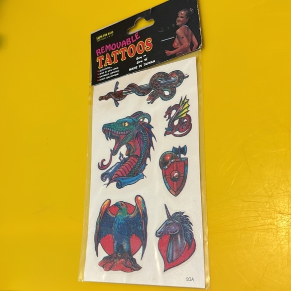 🎁 GWP Free gift with any purchase Vintage temporary tattoos - Picture 2 of 3